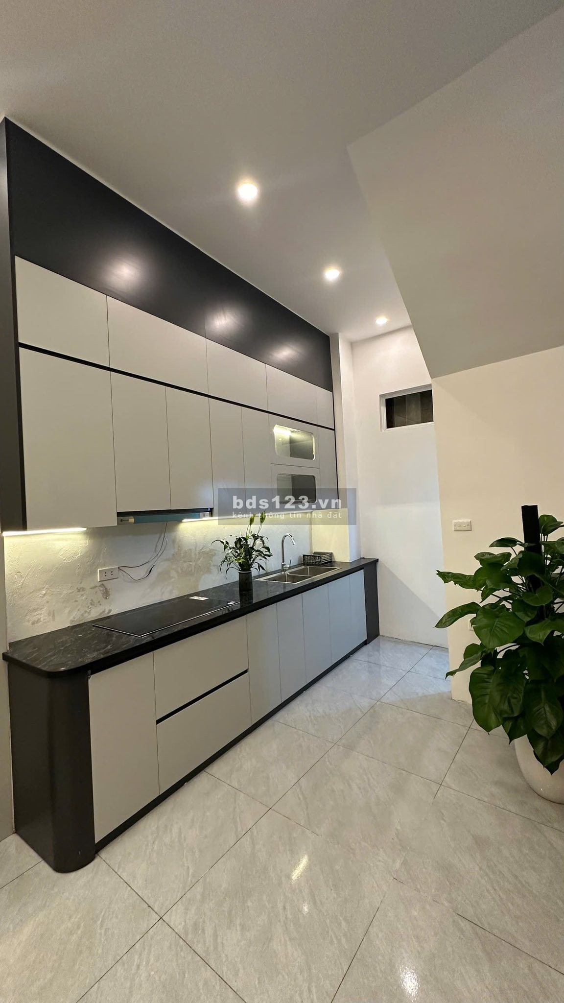 Bán nhà trung tâm Thụy Khê Tây Hồ 7.950 TỶ 30m MT3.5m 5 TẦNG…