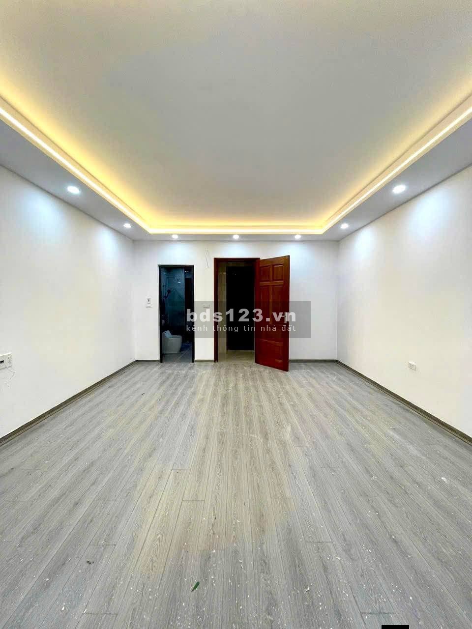 Bán Nhà Thang Máy, Hoa Lư, Hai Bà Trưng 38m, 5 tầng, mt 4.5m, giá…