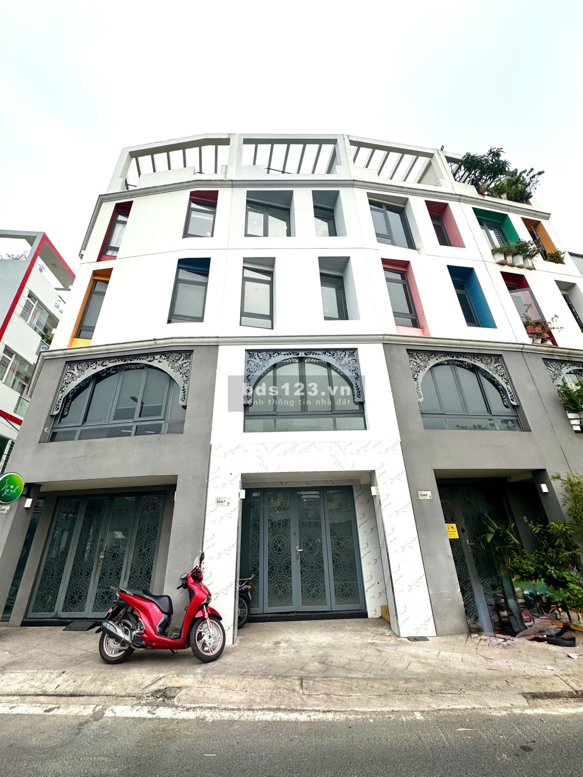 Siêu phẩm nhà 2 mặt tiền – 5 tầng – Có thang máy – Trung…