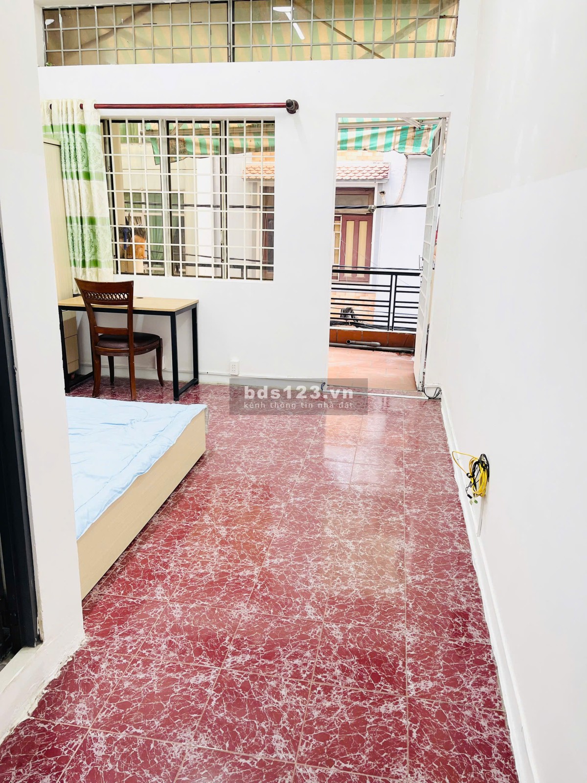 CHDV full nt ban công tách bếp Giải Phóng Tân Bình chỉ 5 triệu 300k