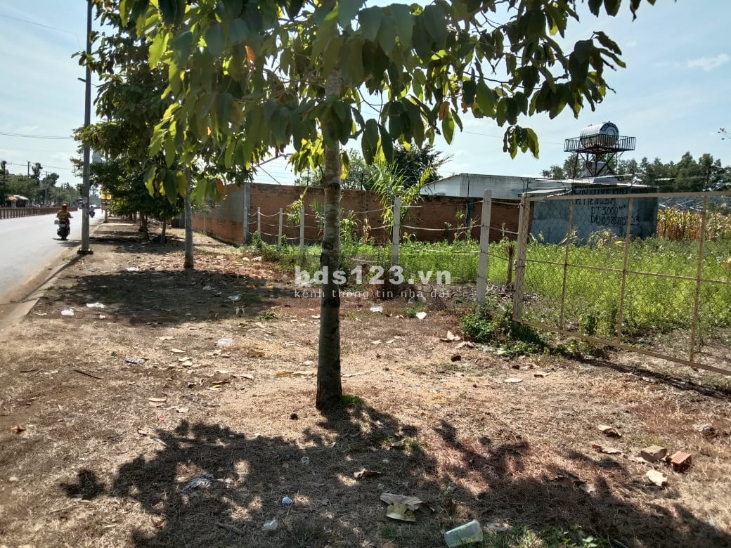 Cho thuê mặt tiền kinh doanh Hồ Thị Hương, sát nhà hàng…