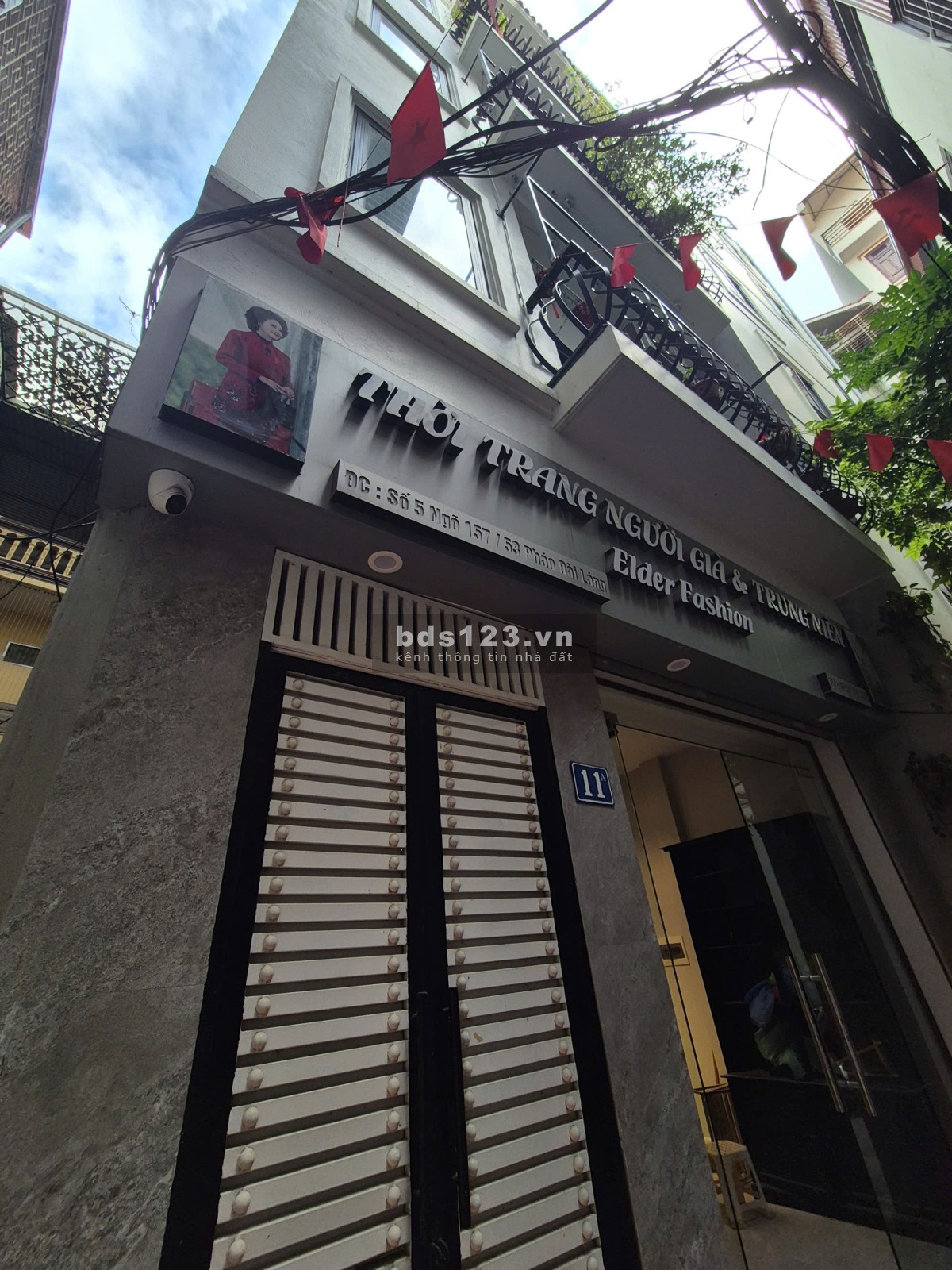 Bán nhà Khu Phân Lô 157 Pháo đài Láng, 60m2* 5T, Lô Góc. KD VP.