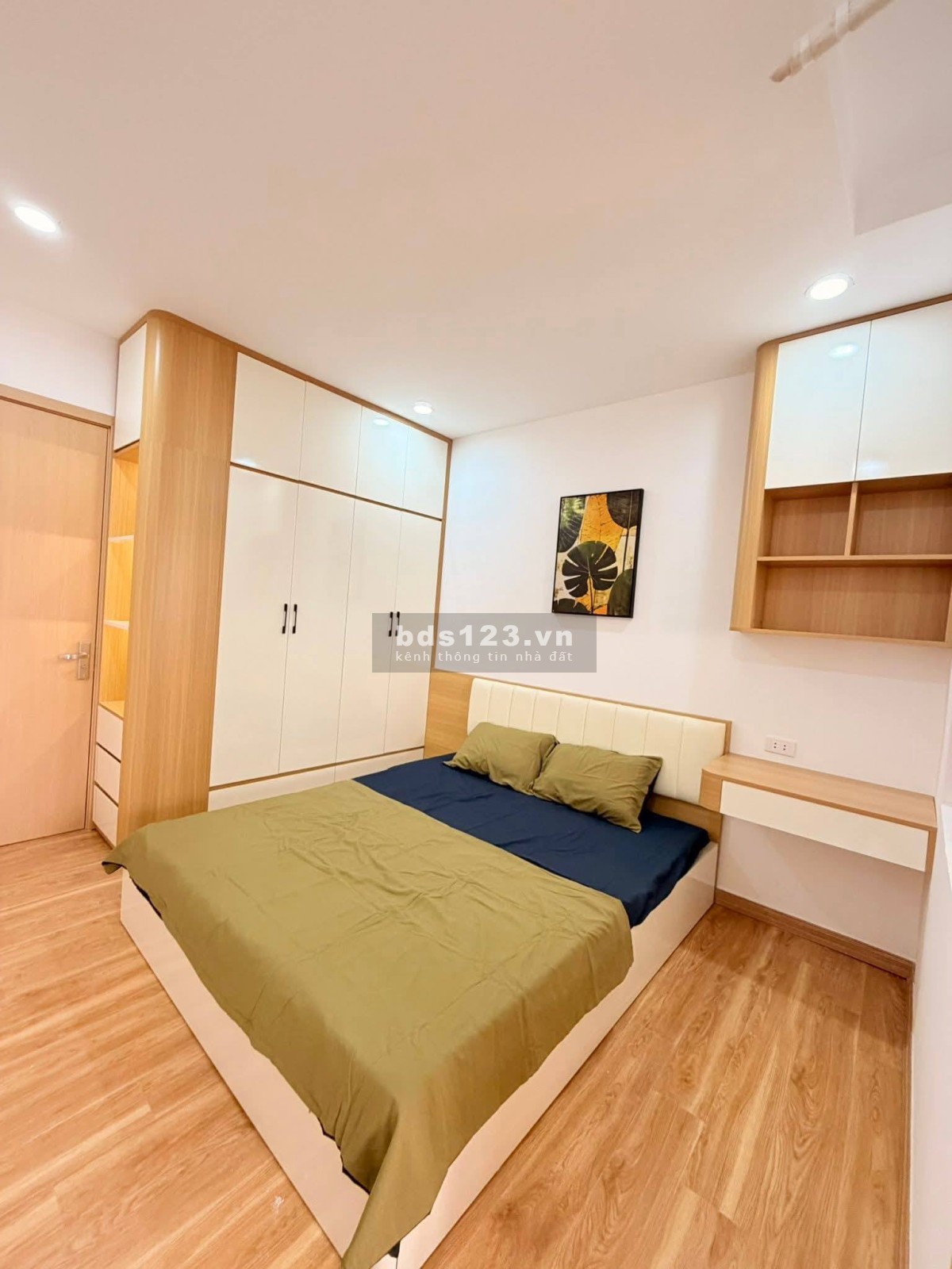 Bán Căn Chung cư Đền Lừ, Hoàng Mai 70/90m, giá 4.79 tỷ.