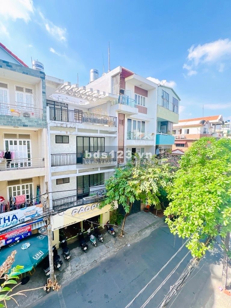 4mx18,5m2, DTSD: 232m2 MẶT TIỀN KHU VIP BÀU CÁT, TÂN BÌNH-TPHCM