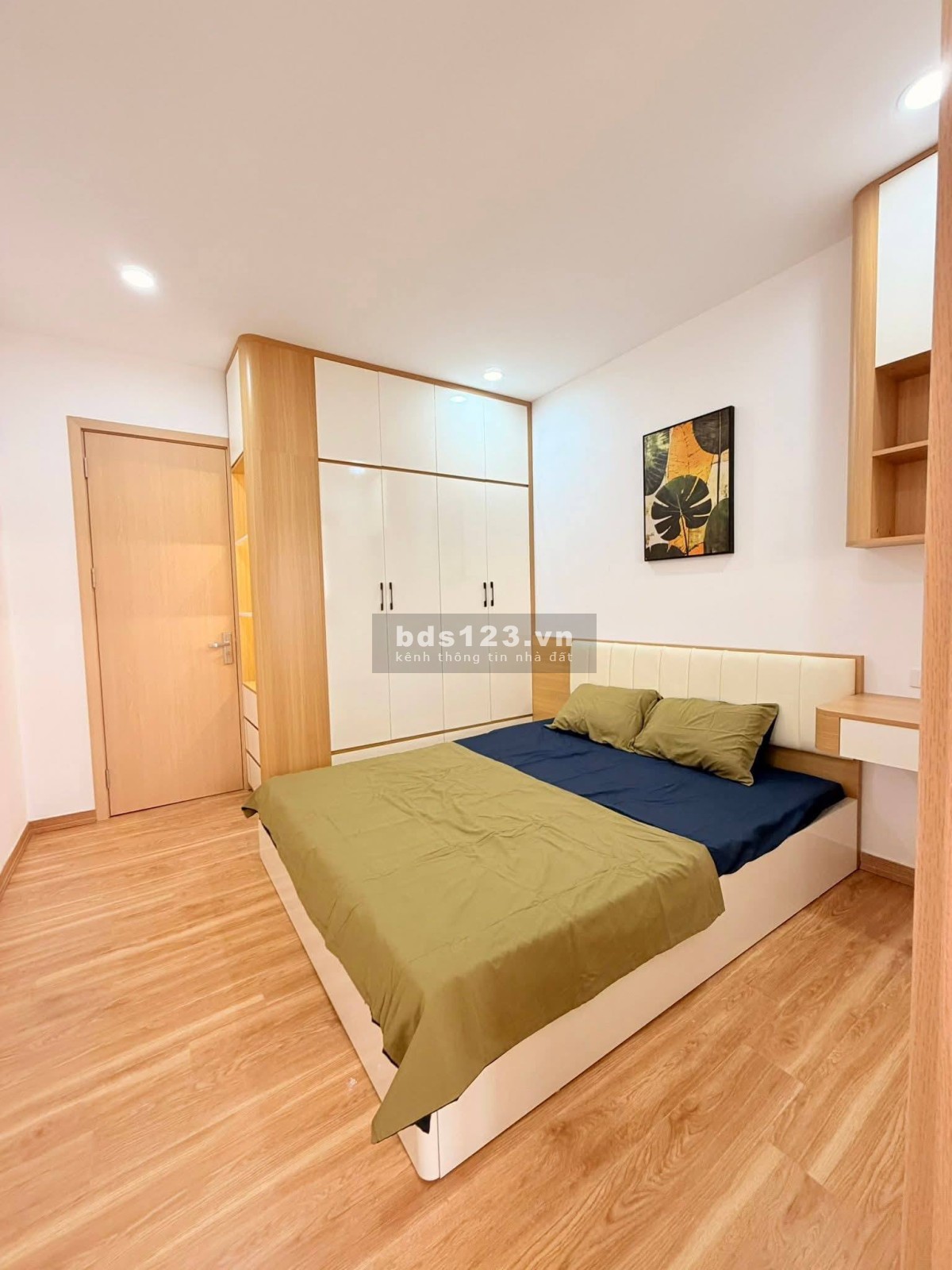 Bán Căn Chung cư Đền Lừ, Hoàng Mai 70/90m, giá 4.79 tỷ.