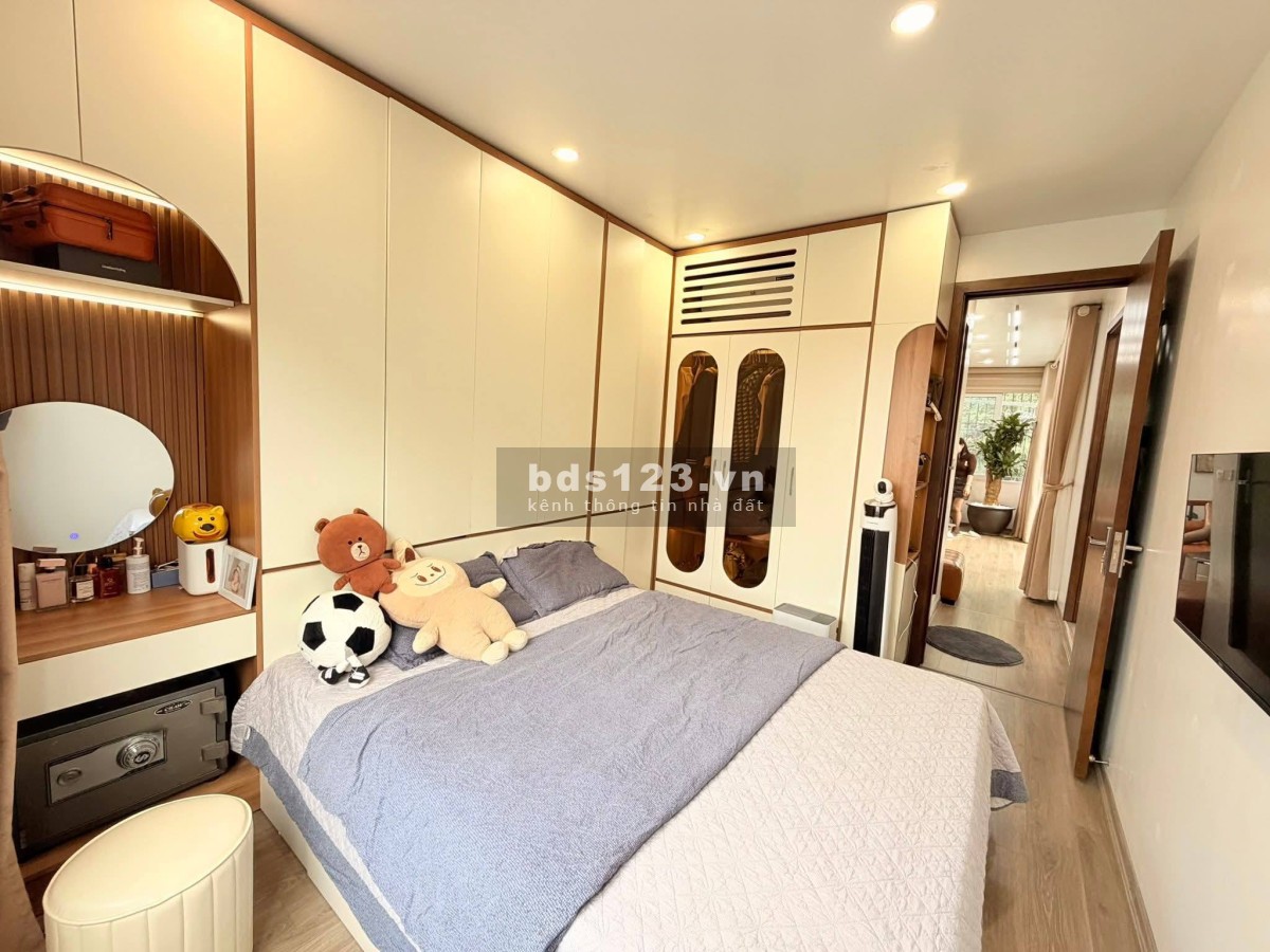 Nhà Đẹp Nam Đồng - Hồ Đắc Di, Đống Đa 36/180m, giá 6 tỷ.