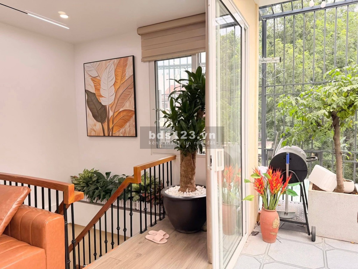 Nhà Đẹp Nam Đồng - Hồ Đắc Di, Đống Đa 36/180m, giá 6 tỷ.