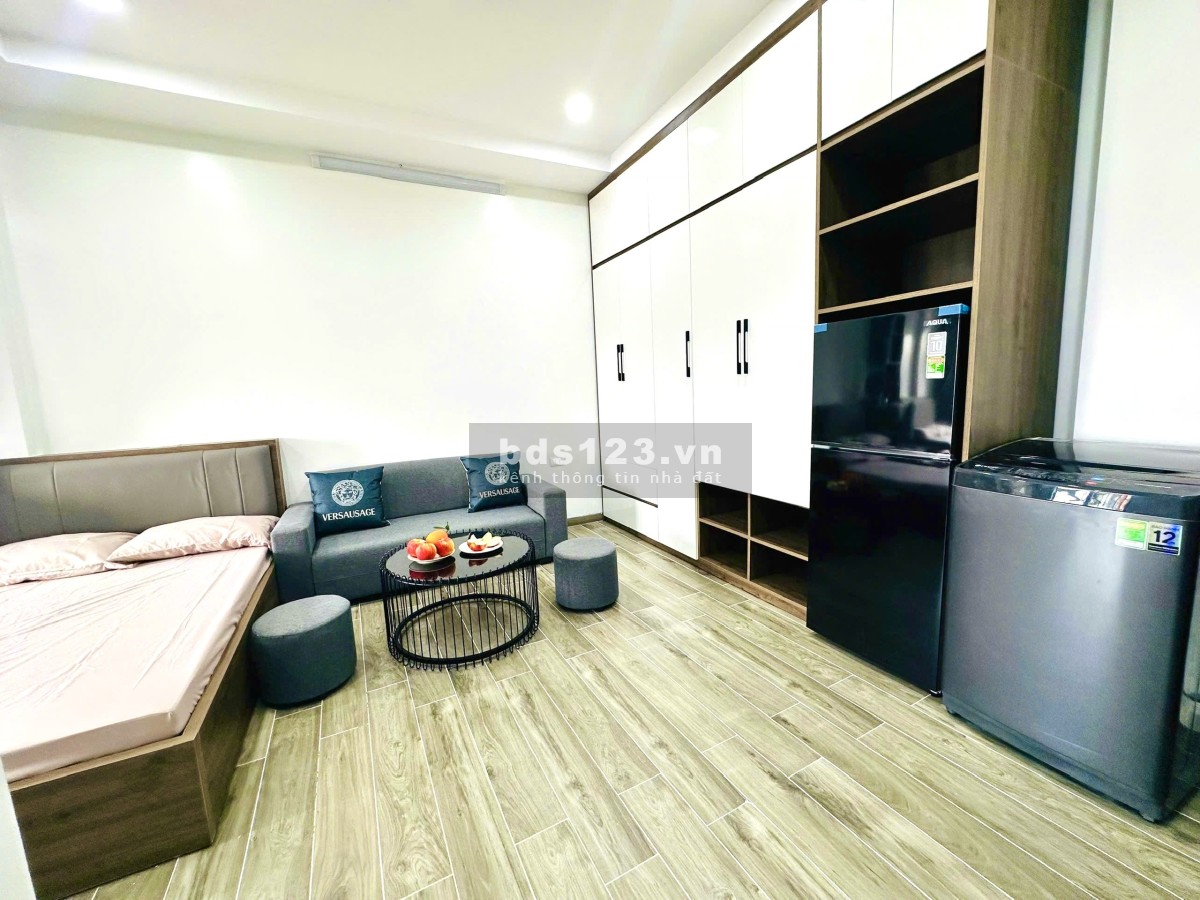 Trống Phòng Ở Luôn Tại Cầu Giấy, Full Nội Thất, Nhận Xe…