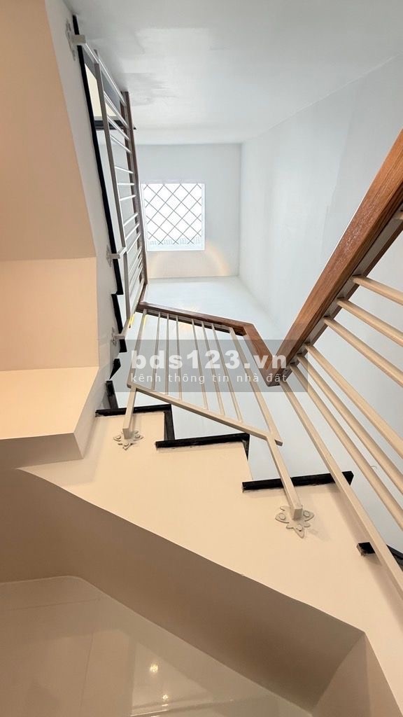 Bán nhà 2 tầng Lạc Long Quân, Phường Bảy Hiền, Quận Tân…