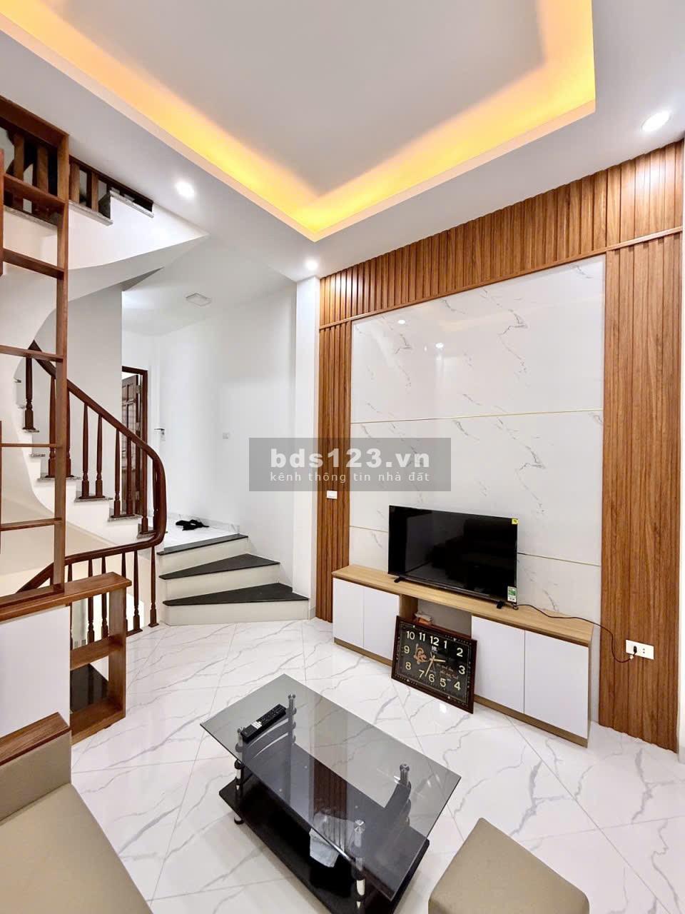 Bán Nhà Mậu Lương 30.5 m2 – Mặt Tiền 3.25 m – 5 Tầng – 3…