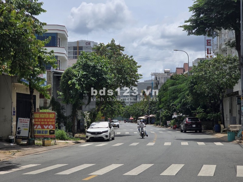 Bán đất 65m2 , Hẻm Xe Tải, Tăng Nhơn Phú A Q.9 - TĐ. Giá Nhỉnh 4 tỷ