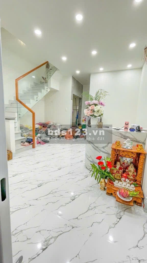  Bán nhà đường Tân Mỹ, Quận 7 – Gần Đại học Marketing…