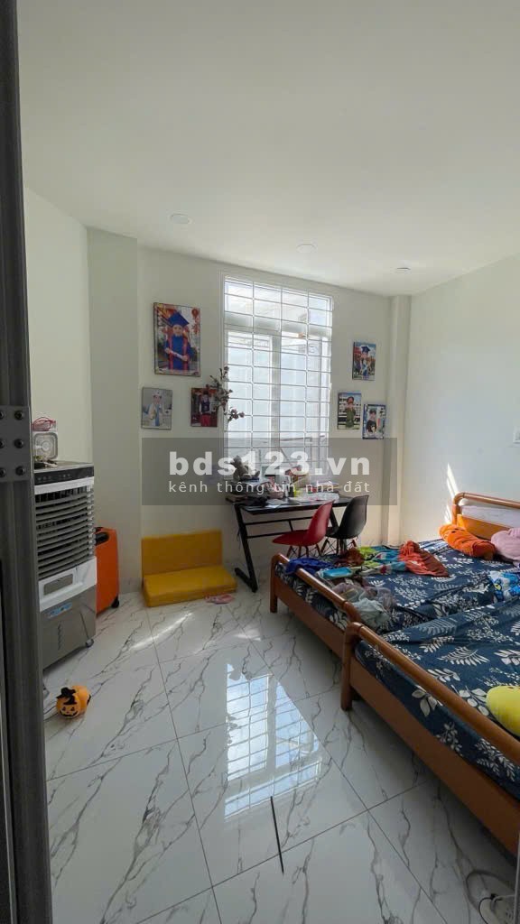  Bán nhà đường Tân Mỹ, Quận 7 – Gần Đại học Marketing…