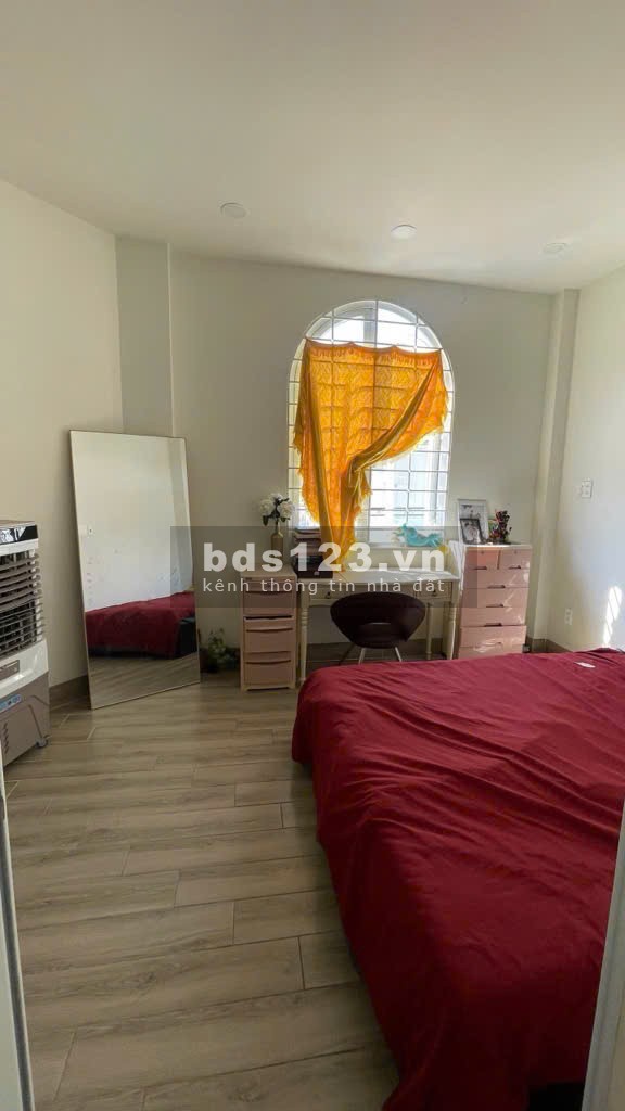  Bán nhà đường Tân Mỹ, Quận 7 – Gần Đại học Marketing…