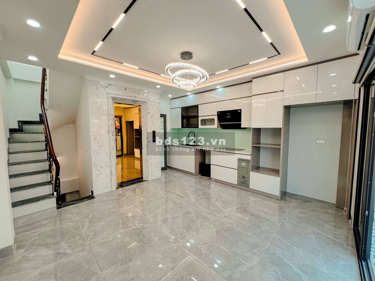 Nhà Đẹp Thang Máy, Lô Góc Trần Khát Chân, Hai Bà Trưng, 42m, 6…