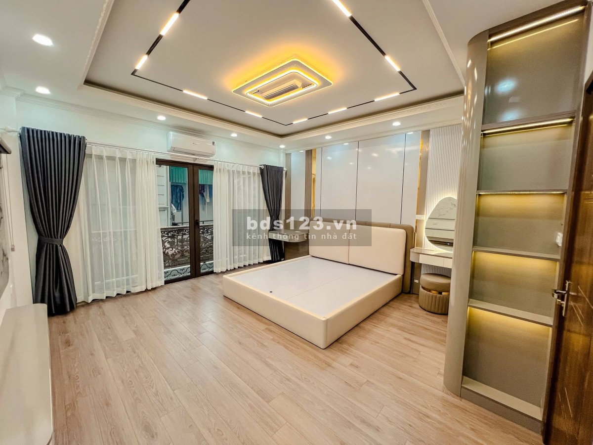 Nhà Đẹp Thang Máy, Lô Góc Trần Khát Chân, Hai Bà Trưng, 42m, 6…