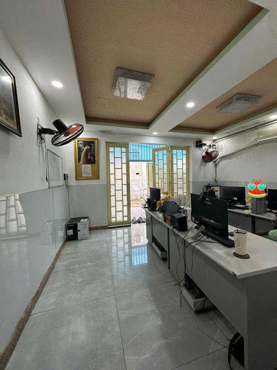 Bán nhà Vườn Lài Q12, SHR, Vuông, HXH, 2 tầng, 4.6x17m, 5.x tỷ