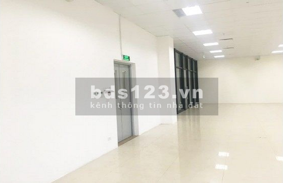Nguyễn Văn Cừ - Long Biên - Hà Nội / Cho thuê văn phòng PTP Building