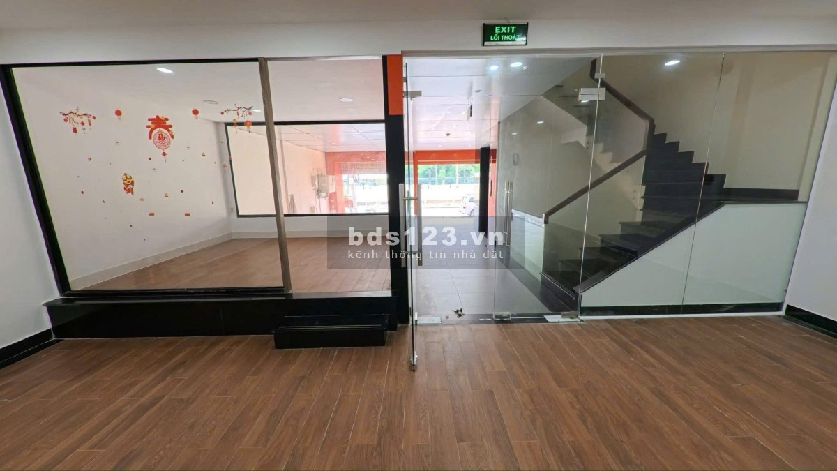 Mặt Bằng Kinh Doanh, Sàn Văn Phòng, Mặt Tiền Rộng Gần Sân Bay