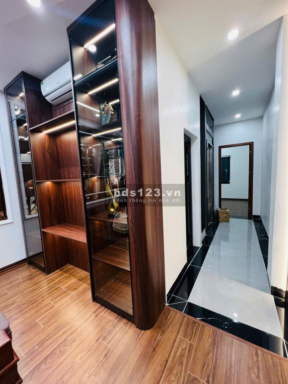 BÁN NHÀ PHÂN LÔ-LÊ TRỌNG TẤN- THANH XUÂN- 46M2- 6 TẦNG THANG…