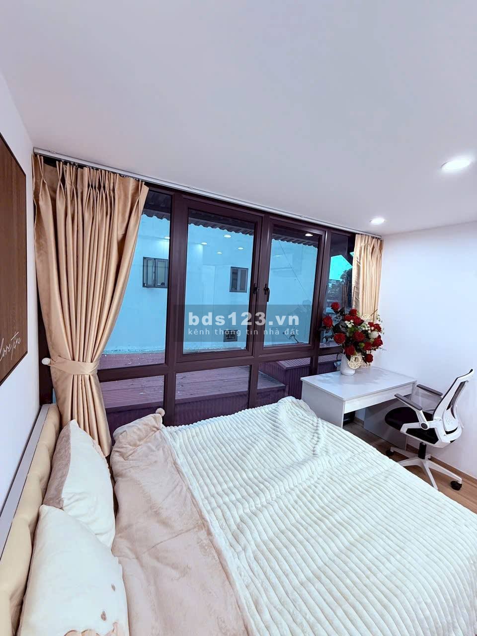 Bán Nhà Lương Đình Của - Kim Liên, Đống Đa 90m, giá 4,68 tỷ.