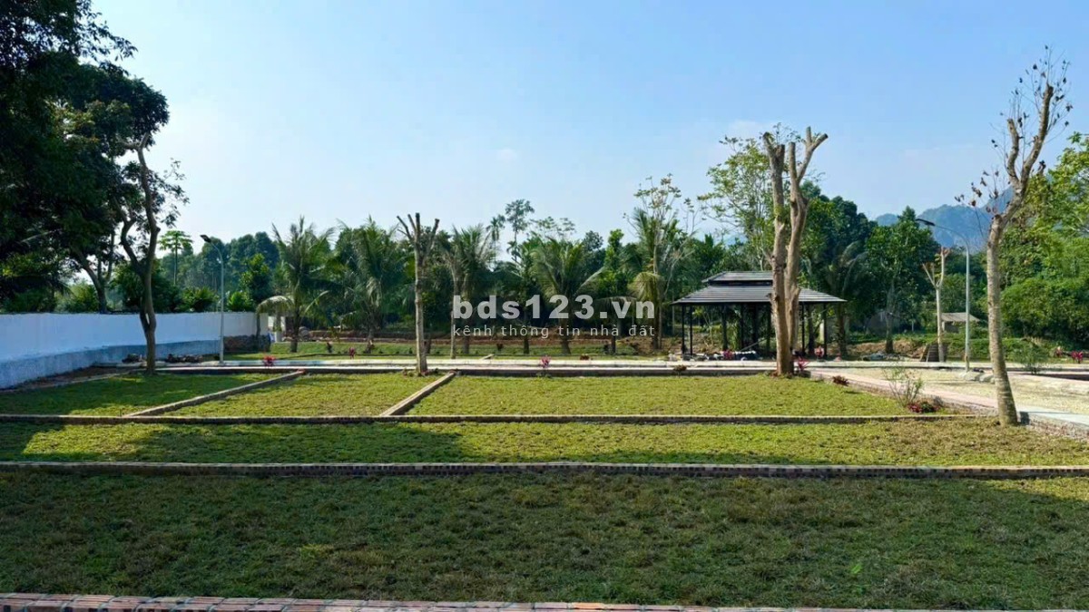 Chỉ hơn 300 triệu sở hữu lô đất 2 mặt tiền, cận kề…