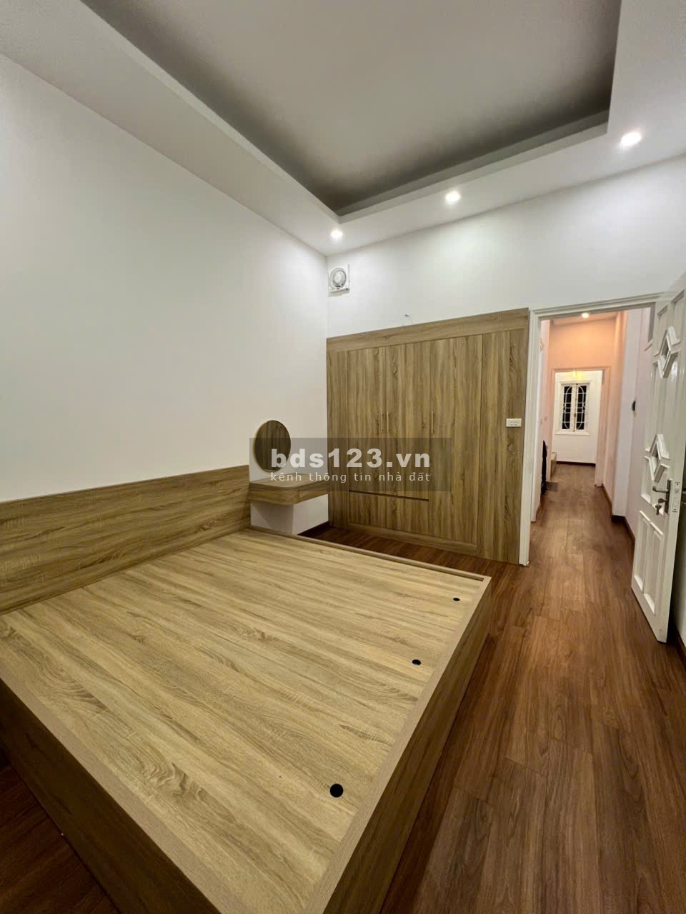 Bán nhà Quan Hoa – Cầu Giấy – 47m2 – lô góc – ngõ thông–…