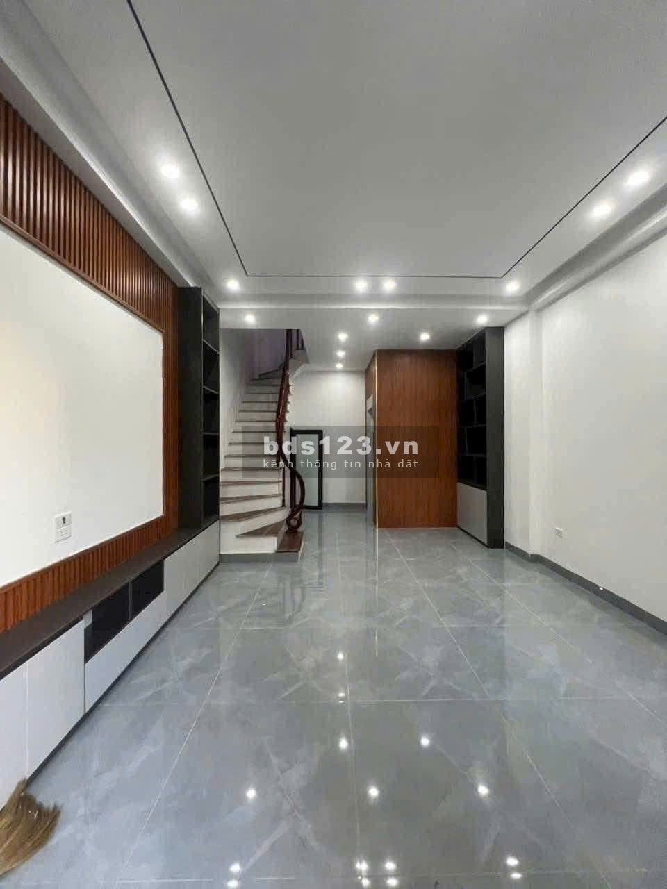 BÁN NHÀ XÂY MỚI 5 TẦNG – DIỆN TÍCH 30m² – THIẾT KẾ HIỆN…