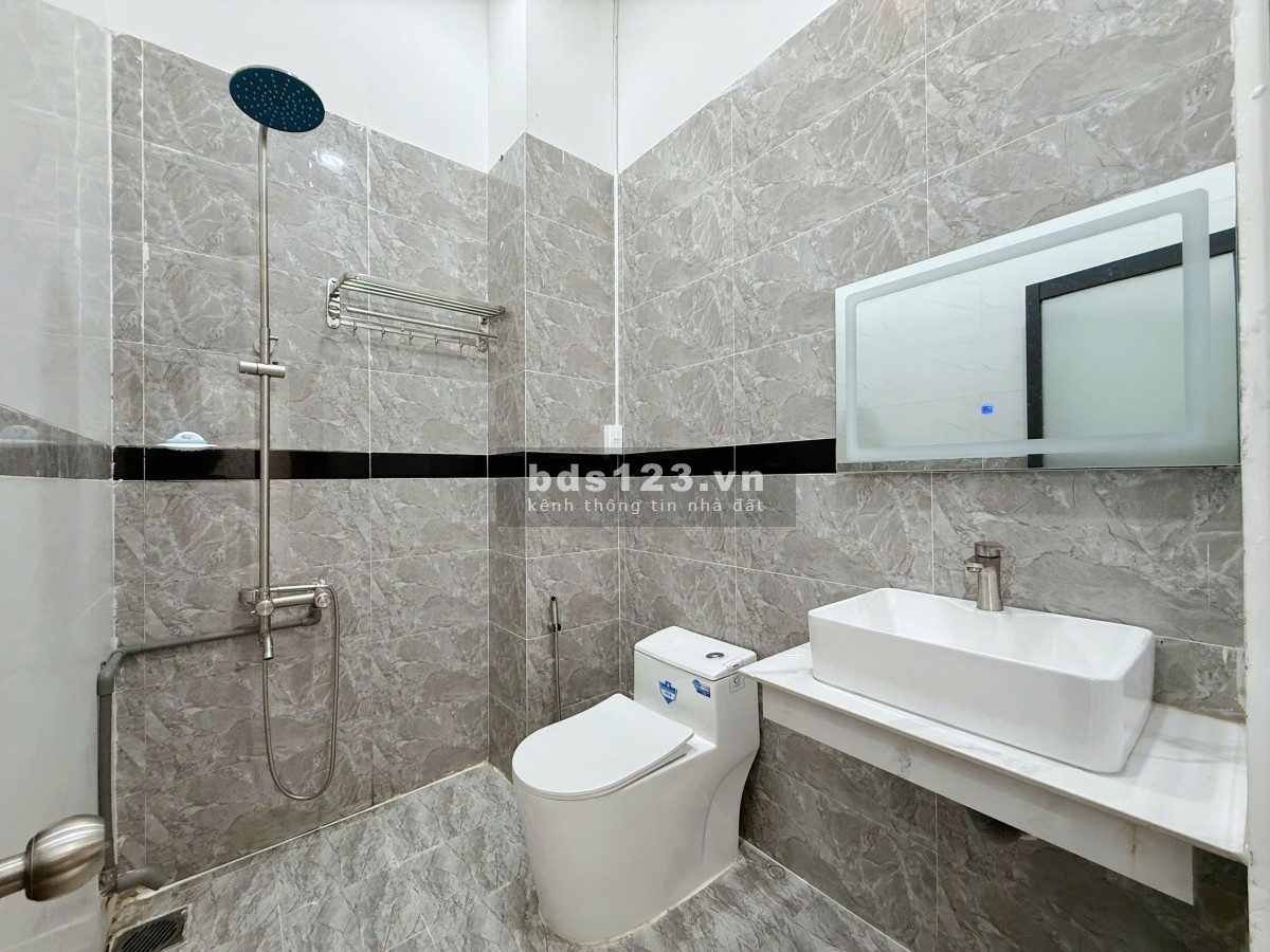 Trống lại siêu phẩm studio có ban công cửa sổ rộng tách bếp có ban công, cửa sổ rộng, decor siêu đẹp