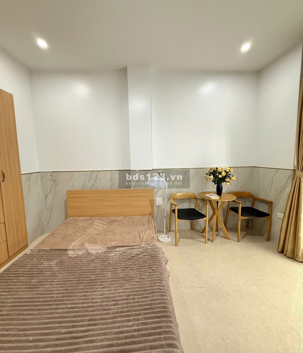 CHO THUÊ PHÒNG BAN CÔNG ĐẸP N DUY HƯNG - GẦN MẶT ĐƯỜNG LỚN