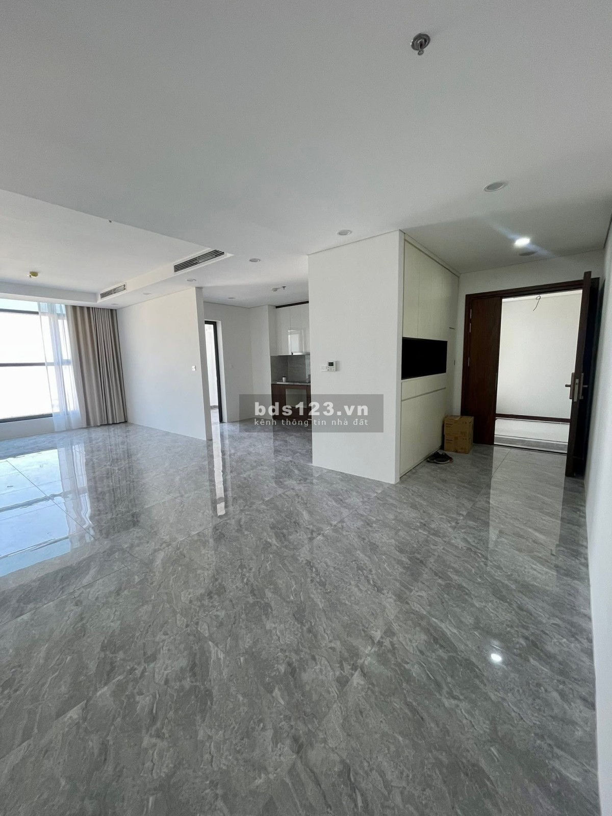 Bán căn hộ chung cư cao cấp Capital Elite 18 Phạm Hùng 119M2