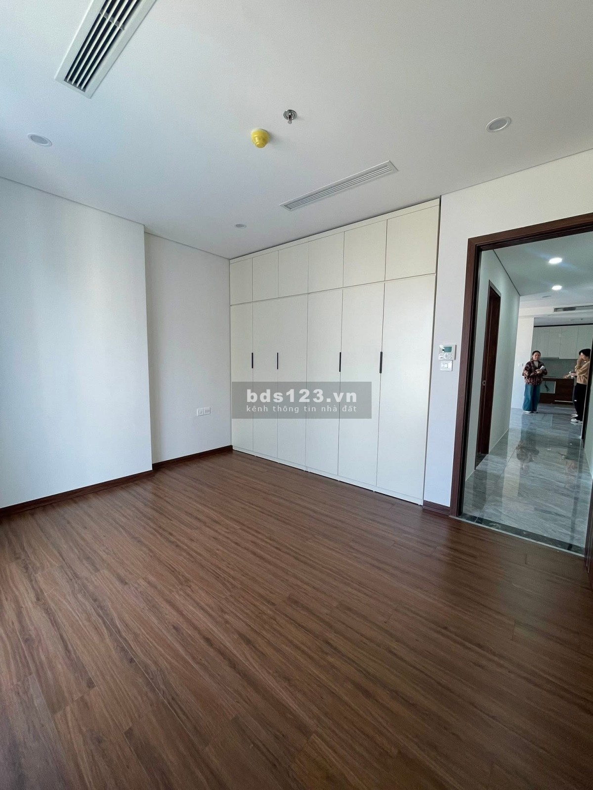 Bán căn hộ chung cư cao cấp Capital Elite 18 Phạm Hùng 119M2