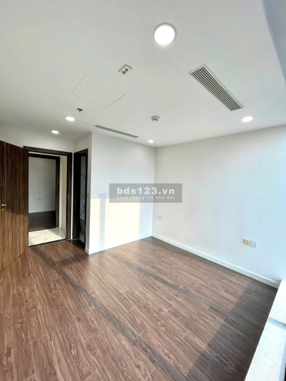 Bán căn hộ VPĐN Sunshine Sky City, 70m2, view đẹp, 4.4 tỷ, Căn góc
