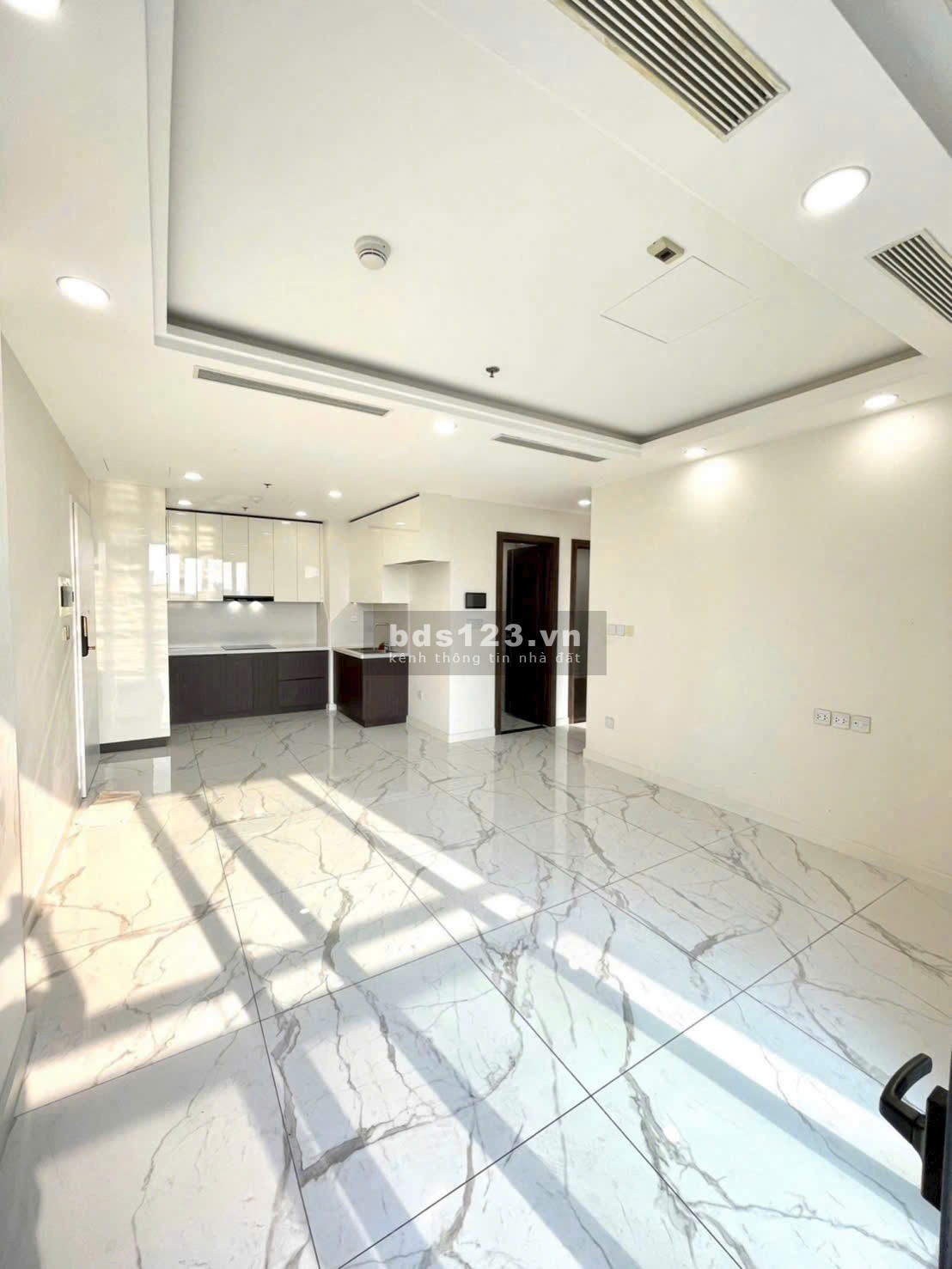 Bán căn hộ VPĐN Sunshine Sky City, 70m2, view đẹp, 4.4 tỷ, Căn góc