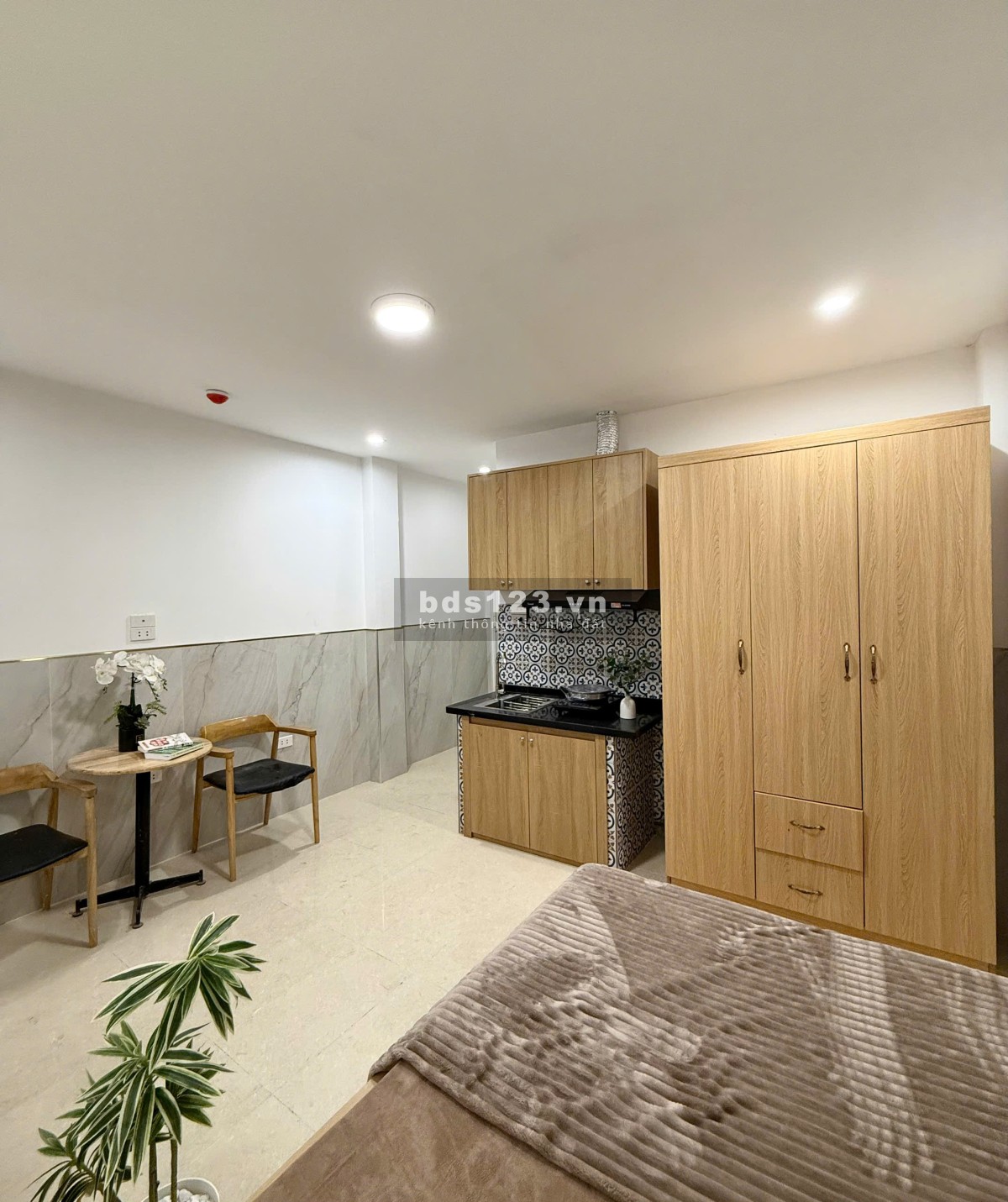 Cho thuê phòng đẹp ngay mặt đường Trần Duy Hưng