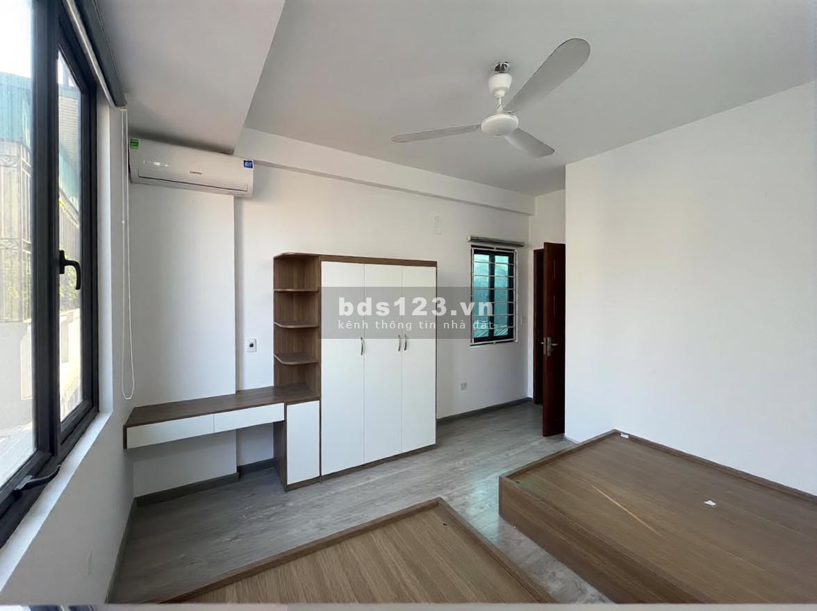 Trung tâm Cầu Giấy 7 tầng thang máy 58m mt4.4m ngõ thông Nguyễn…