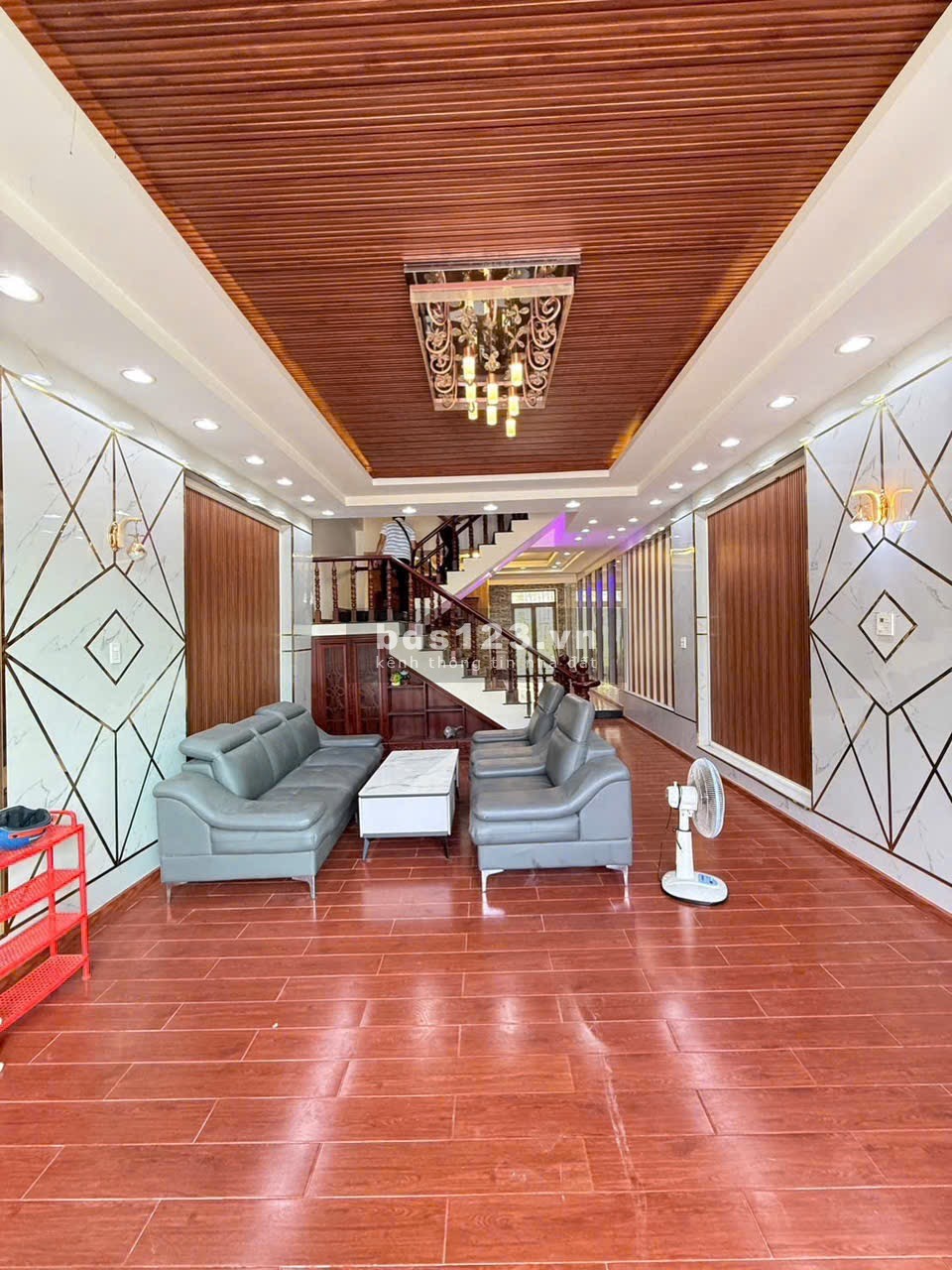 Cho thuê nhà trệt 2 lầu KDC Hồng Loan