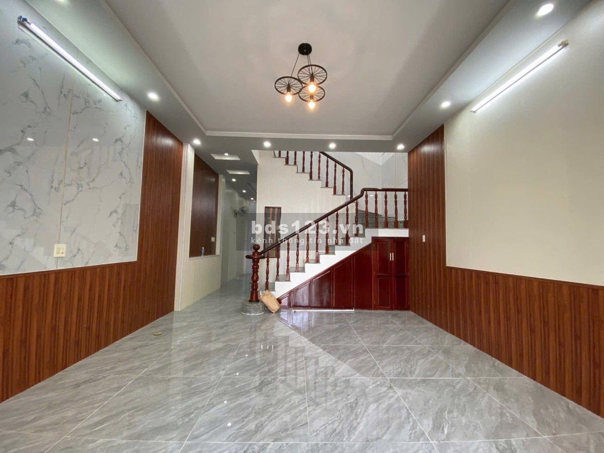 C.G – Cho thuê nhà trệt lầu mặt tiền đường Ngô Thì Nhậm,…