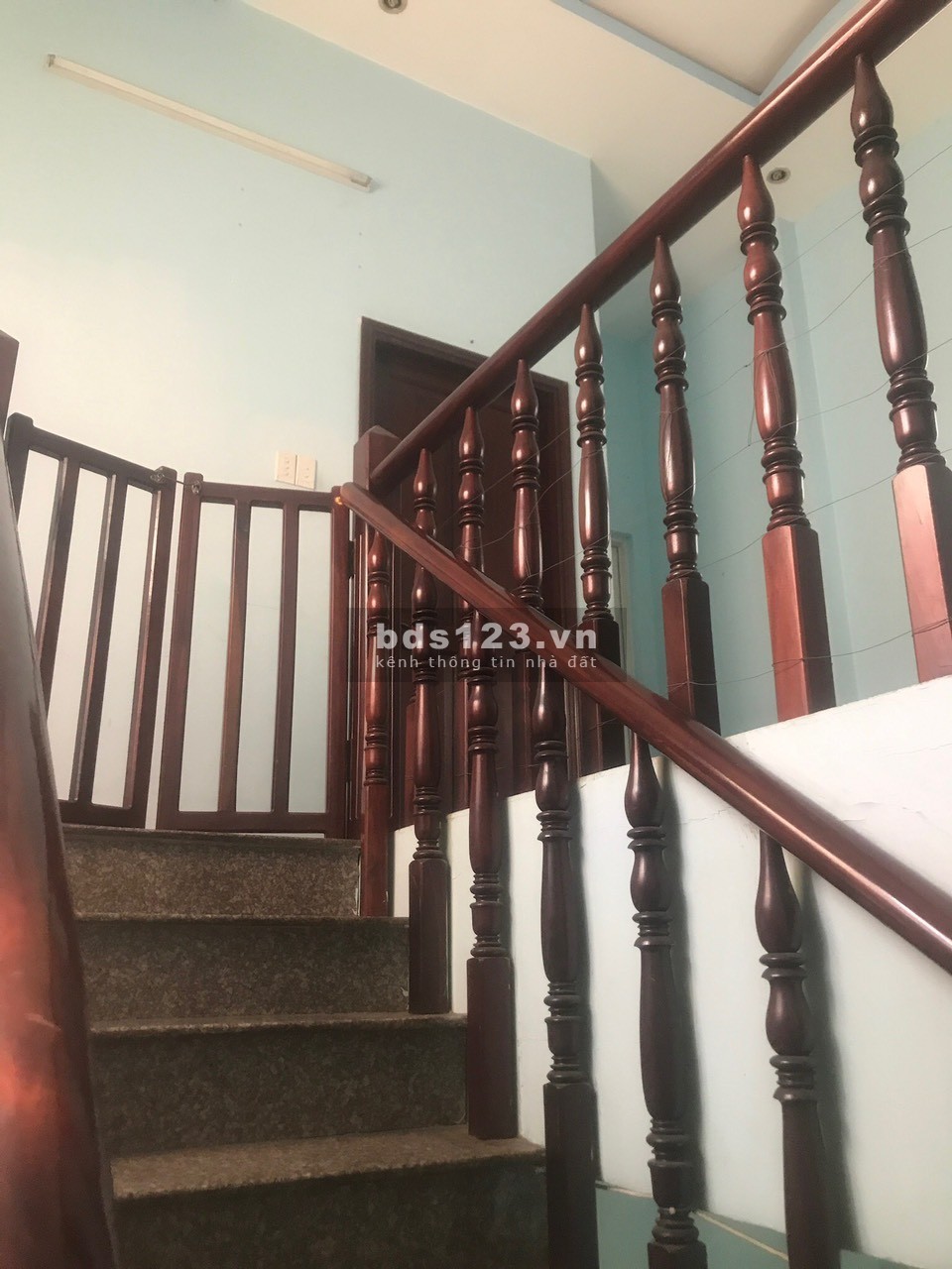 Bán nhà Ngang 4.5m 107m2 254/30 Bến Vân Đồn Quận 4 giá đầu tư