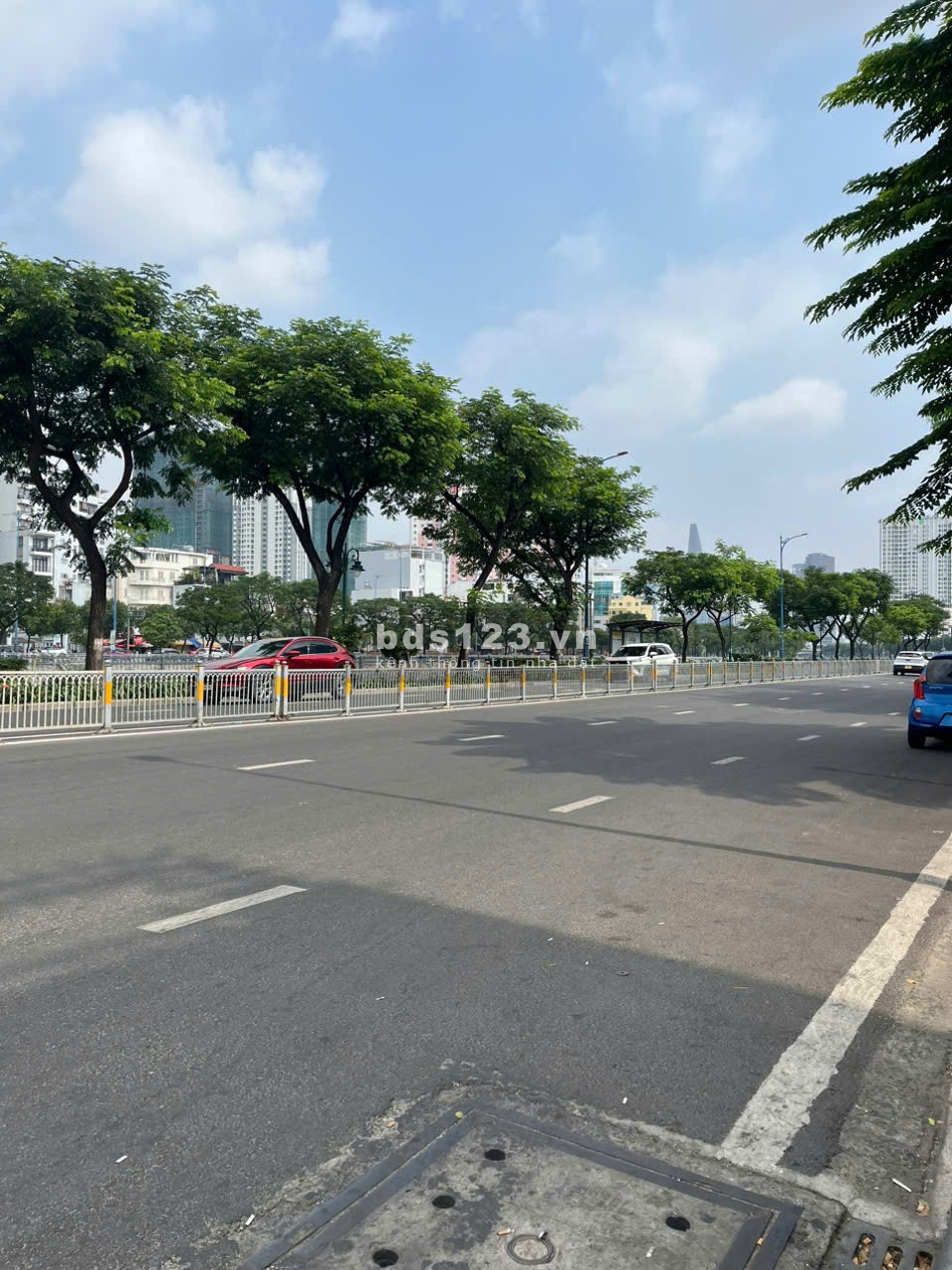 Bán nhà Ngang 4.5m 107m2 254/30 Bến Vân Đồn Quận 4 giá đầu tư