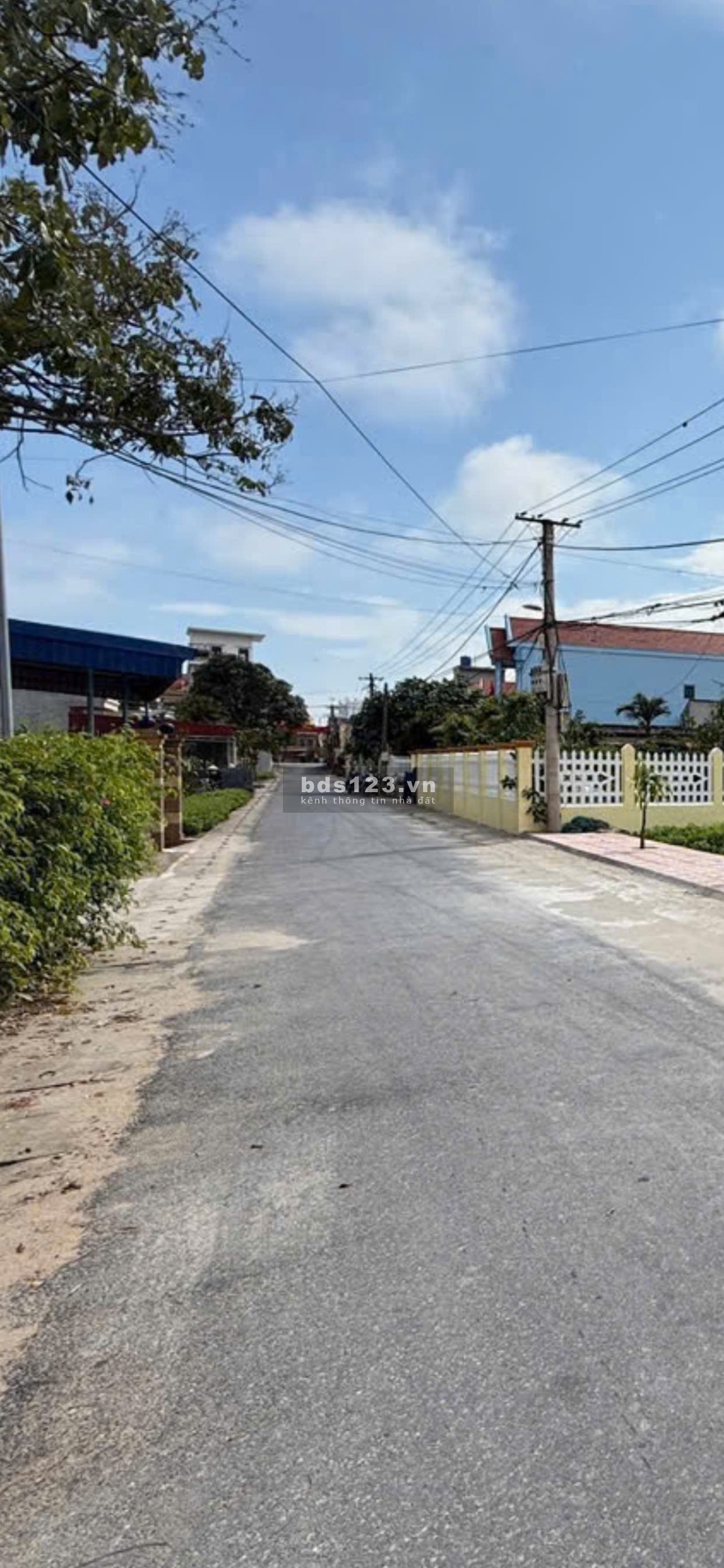 Bán GẤP Mảnh Đất Lô Góc Trục Chính Ra KCN Vsip Giá Chỉ Hơn…