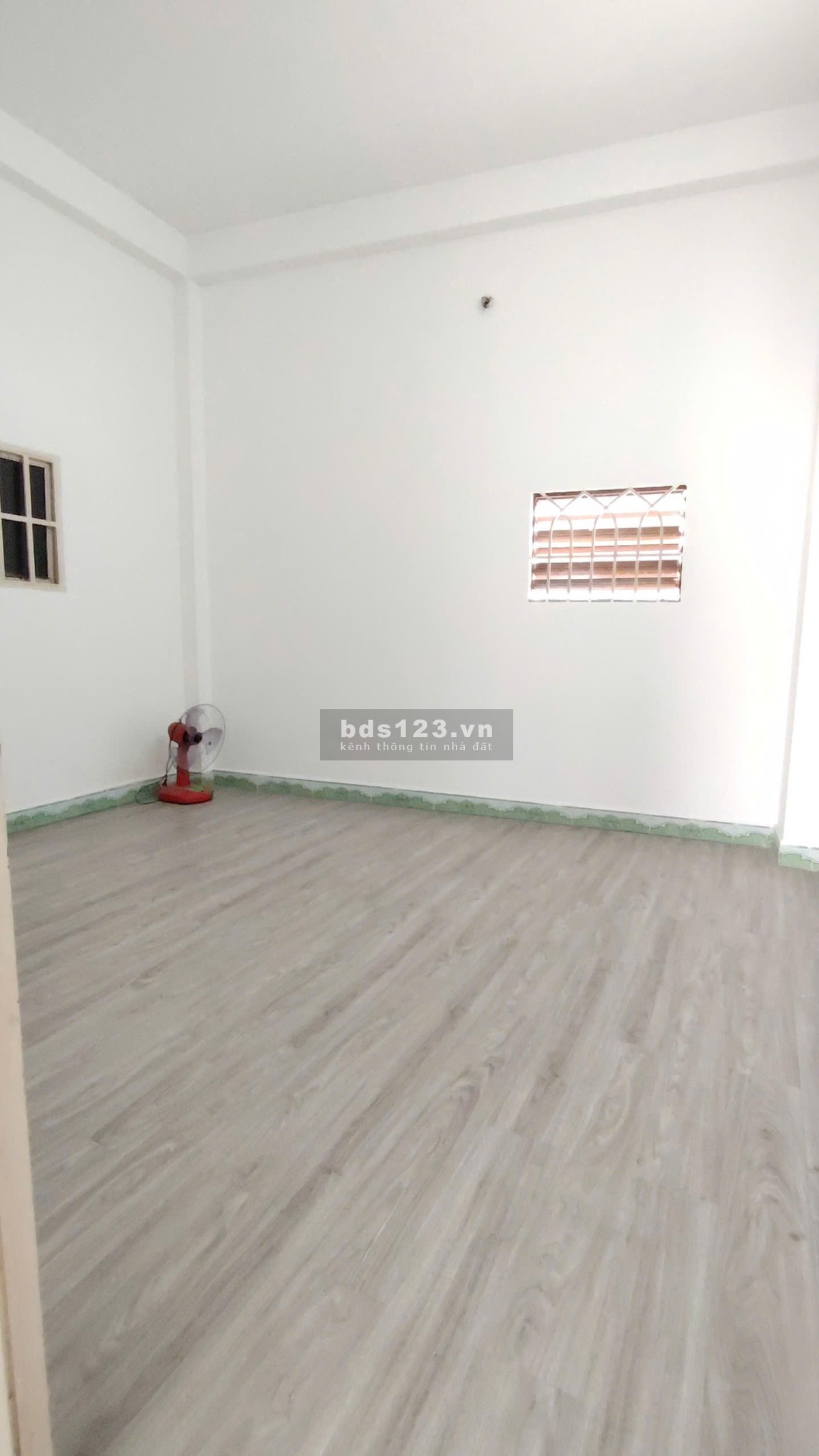 Cho thuê nhà riêng Hẻm Xe Hơi 388/5 Huỳnh Tấn Phát, 130m2, 4PN,…