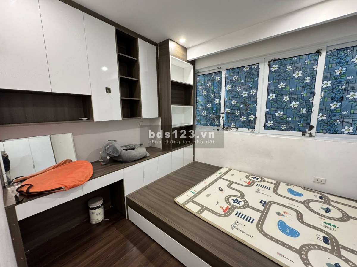 Siêu chất bán nhà Bạch Mai 5,6 tỷ 30m² , 5 tầng MT 3,8m. Ô tô…