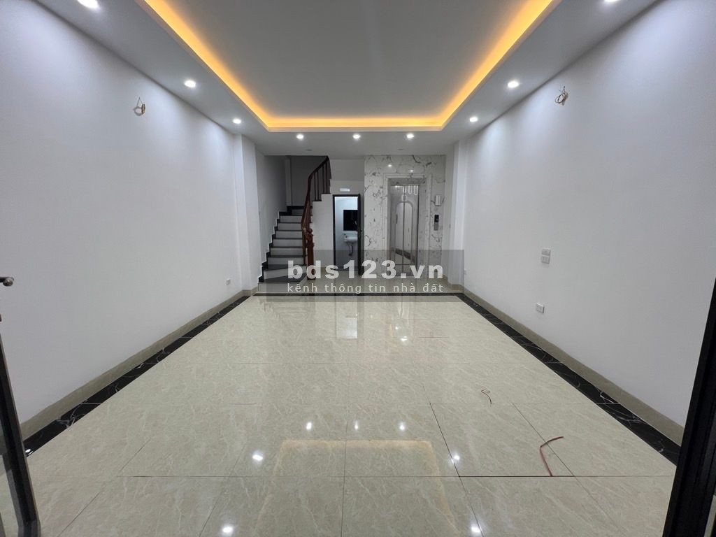 Bán nhà riêng Đại Mỗ_Nam Từ Liêm_5 Tầng_35m2_thang máy_Hơn 11 tỷ thương lượng