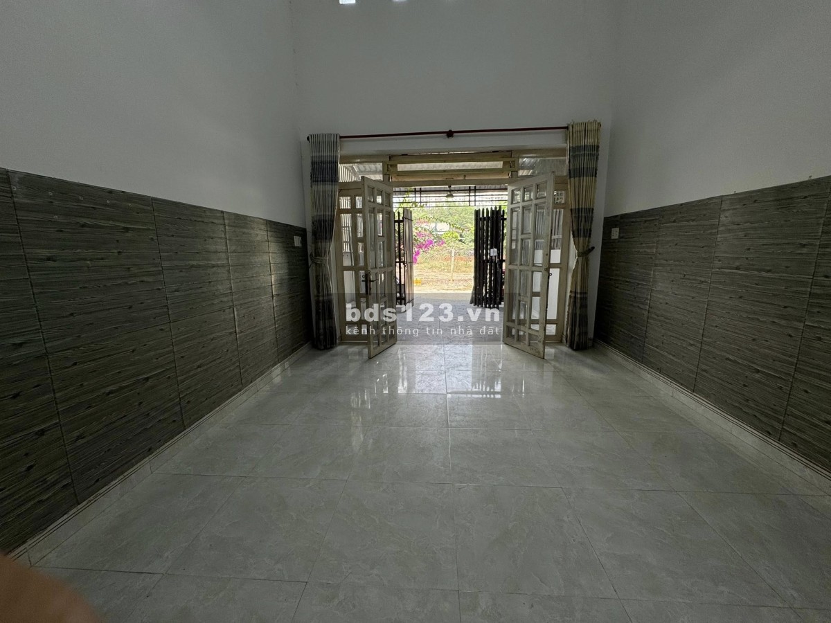 Chủ gửi nhà mới xây 1 trệt 1 lửng | Đường 8m | gần Vinhomes Grand Park | Giá 4 tỷ