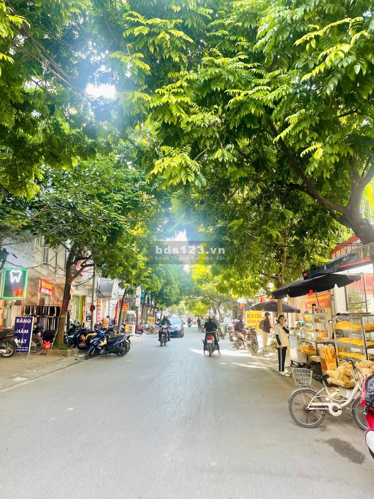 Bán gấp nhà vị trí quyền lực Xuân La, Tây Hồ – 32m² – 5…