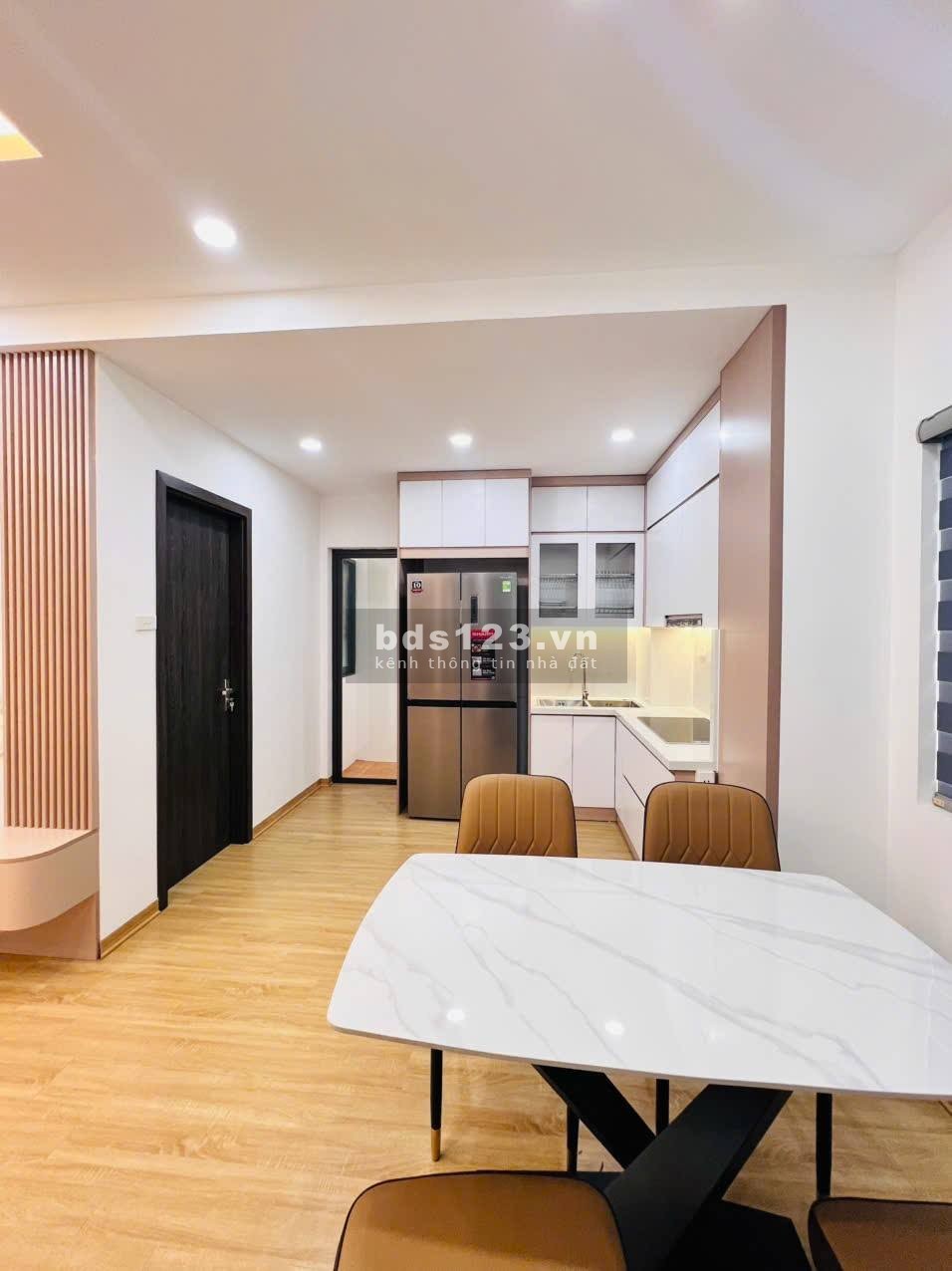 Căn chung cư 79m² siêu đẹp chỉ 7 tỷ, nằm ngay KĐT Mễ Trì Hạ