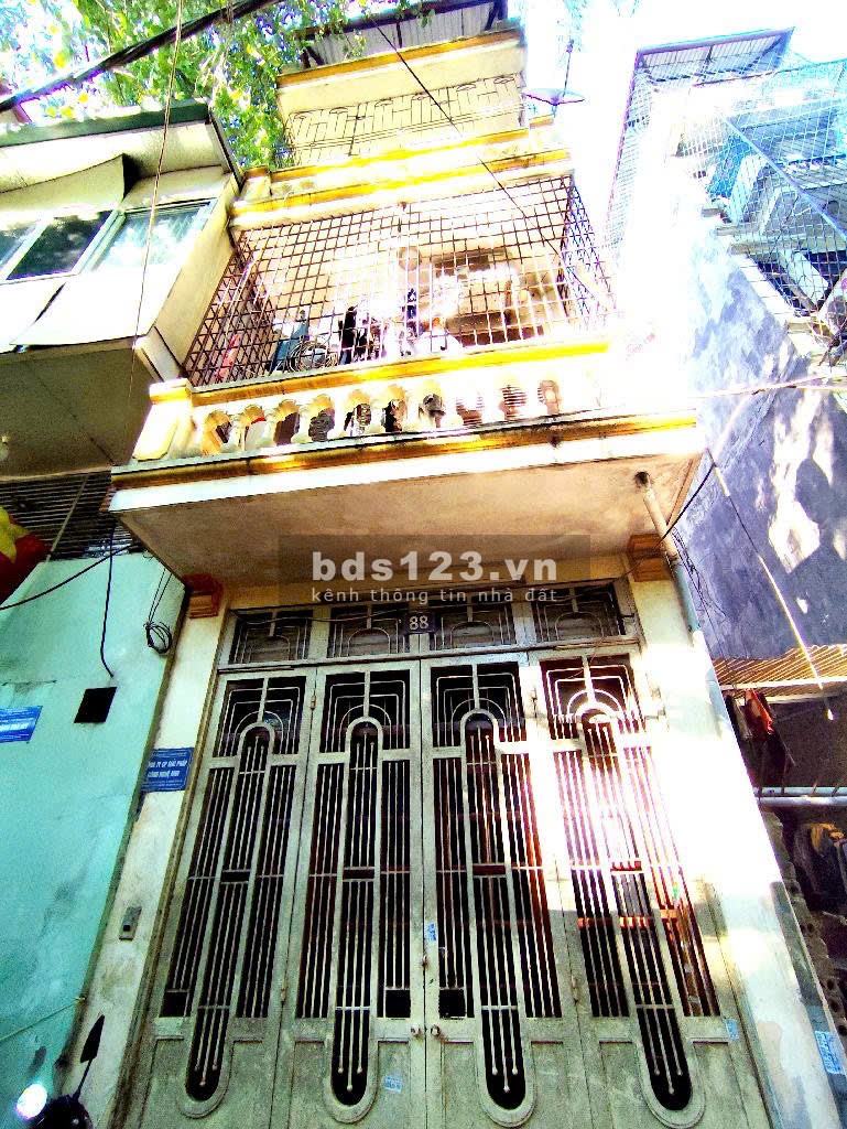 Bán nhà ngõ Trần Quang Diệu, quận Đống Đa, 42m2, 4 tầng