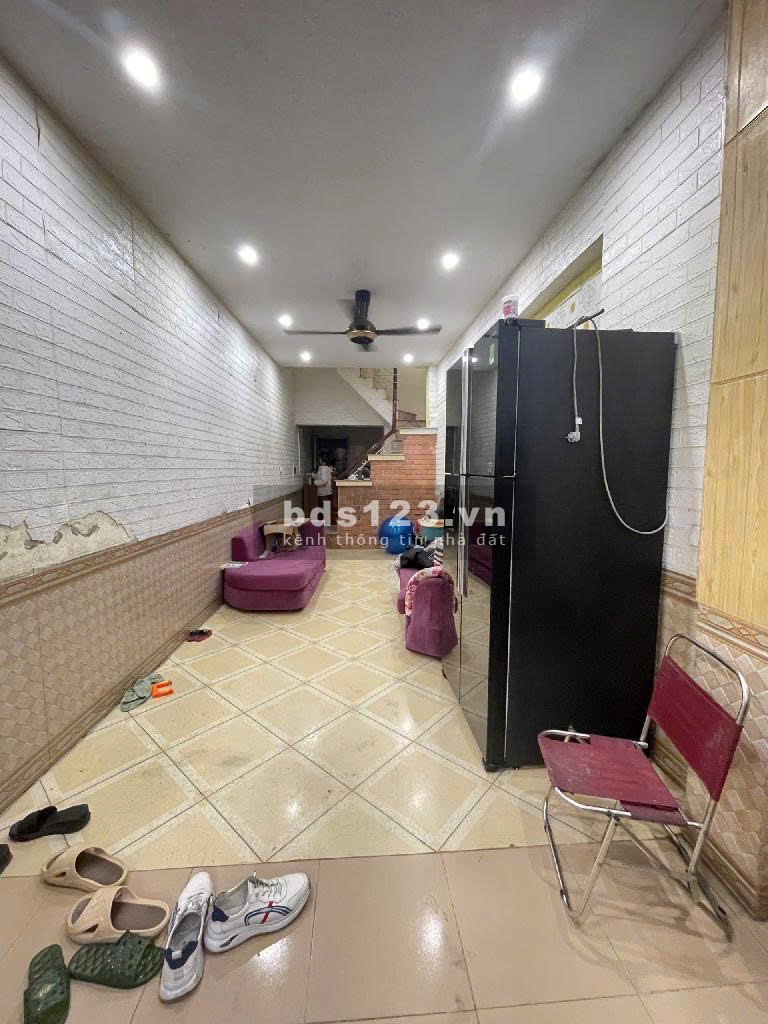 Bán nhà ngõ Trần Quang Diệu, quận Đống Đa, 42m2, 4 tầng