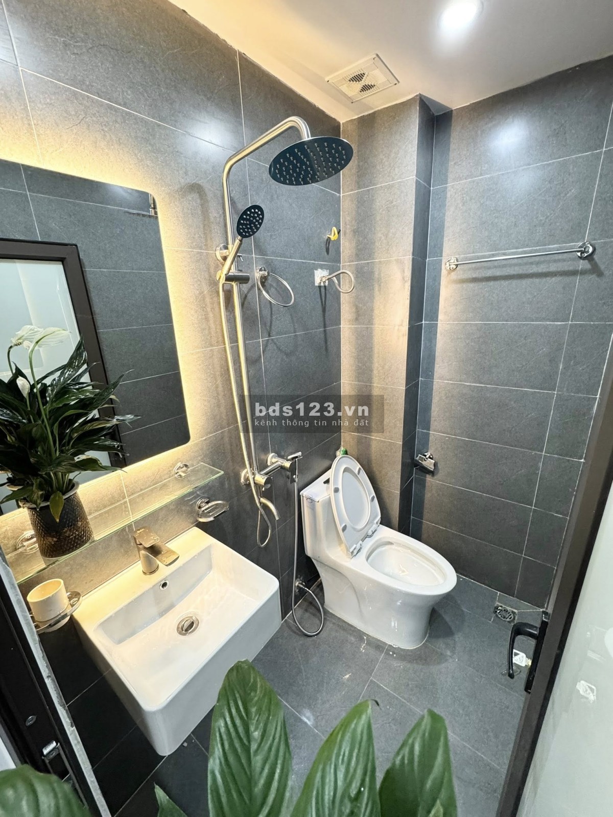 Bán nhà đẹp ví trí hiếm phố Bạch Mai 24M 5 tầng MT 4,1M sát…